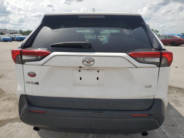 2T3H1RFV1MC095212 - 2021 TOYOTA RAV4 LE 白色 照片 6