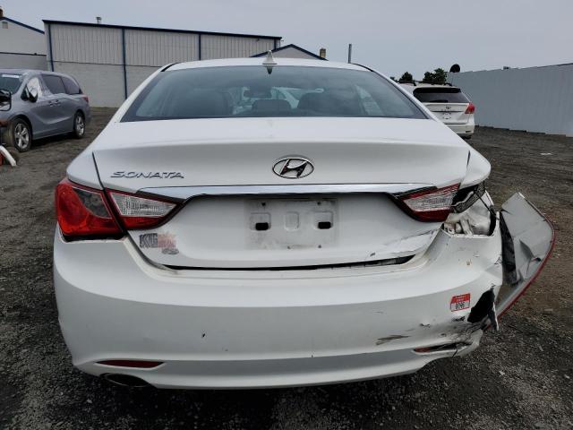 5NPEC4AC3BH074676 - 2011 HYUNDAI SONATA SE WHITE photo 6