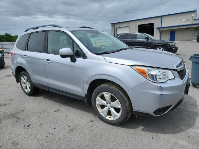 JF2SJADC5GH548086 - 2016 SUBARU FORESTER 2.5I PREMIUM SILVER photo 4