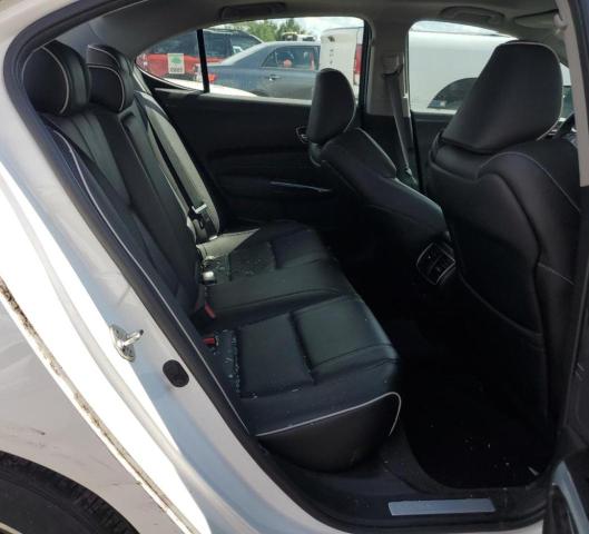 19UUB2F71JA007385 - 2018 ACURA TLX ADVANCE WHITE photo 10