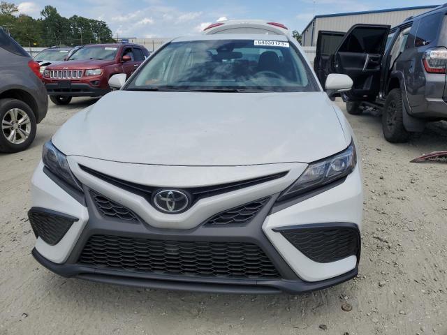 4T1G11AK4PU122845 - 2023 TOYOTA CAMRY SE NIGHT SHADE GRAY photo 5