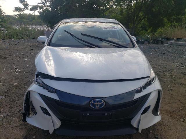 JTDKAMFPXM3169609 - 2021 TOYOTA PRIUS PRIM LE WHITE photo 5