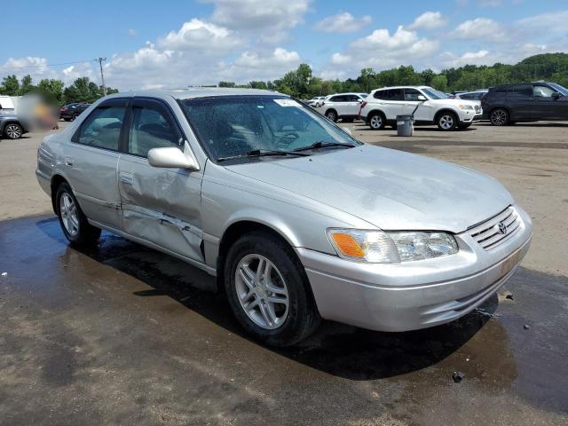 4T1BG22K91U820212 - 2001 TOYOTA CAMRY CE 银色 照片 4