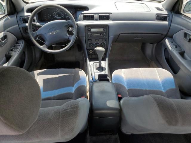 4T1BG22K91U820212 - 2001 TOYOTA CAMRY CE 银色 照片 8