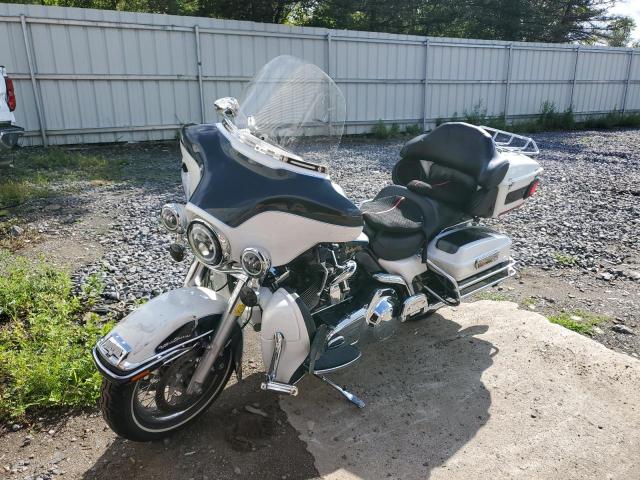 1HD1FC4168Y604994 - 2008 HARLEY-DAVIDSON FLHTCUI 白色 照片 2