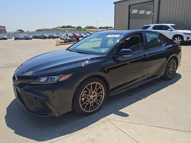 4T1T31AK0RU061392 - 2024 TOYOTA CAMRY SE NIGHT SHADE BLACK photo 1