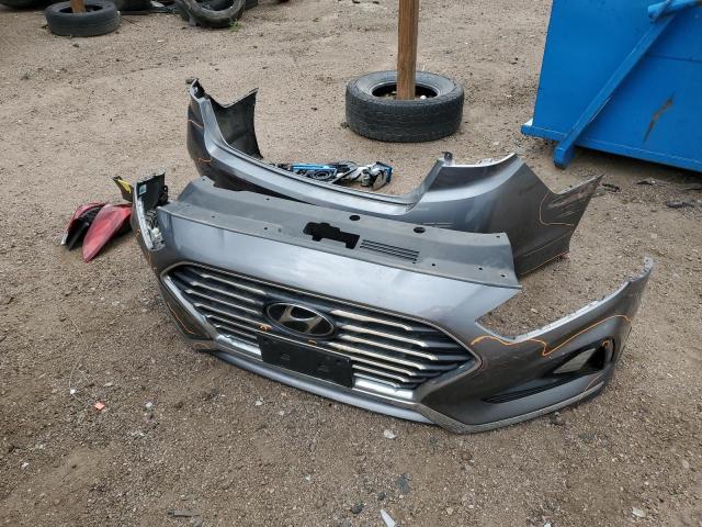 5NPE24AF3JH725395 - 2018 HYUNDAI SONATA SE GRAY photo 12