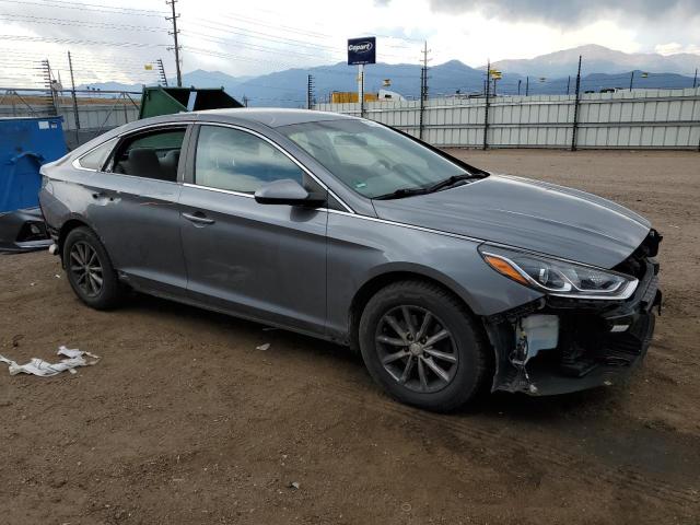5NPE24AF3JH725395 - 2018 HYUNDAI SONATA SE GRAY photo 4