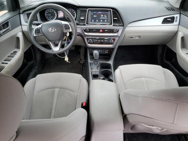 5NPE24AF3JH725395 - 2018 HYUNDAI SONATA SE GRAY photo 8