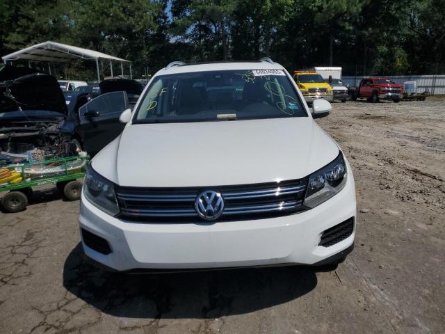 WVGRV7AX1HW505272 - 2017 VOLKSWAGEN TIGUAN WOLFSBURG WHITE photo 5