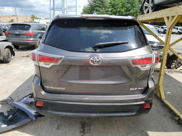 5TDJKRFH0GS253004 - 2016 TOYOTA HIGHLANDER XLE GRAY photo 6