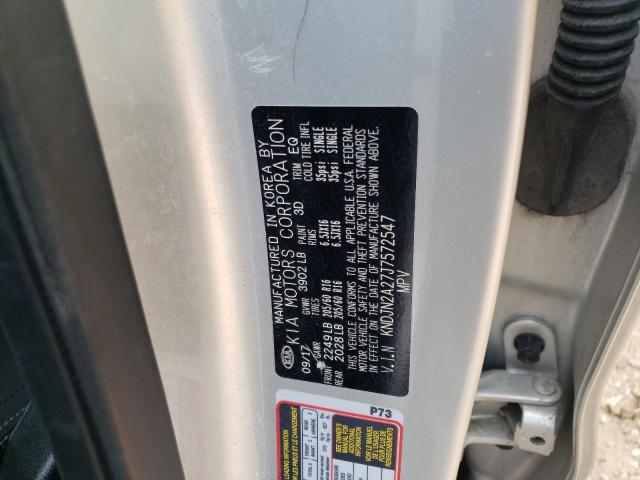 KNDJN2A27J7572547 - 2018 KIA SOUL SILVER photo 12