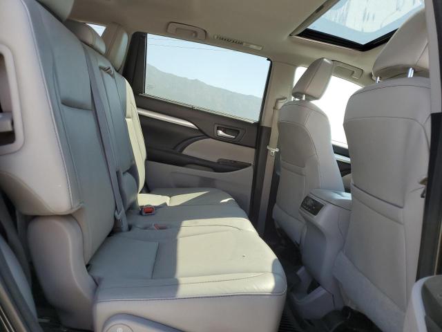 5TDJZRFH6HS396732 - 2017 TOYOTA HIGHLANDER SE 黑色 照片 11