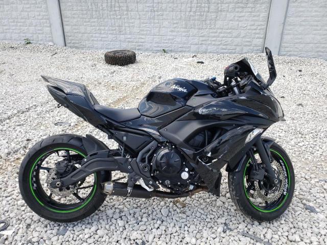 JKAEXEJ16KDA03077 - 2019 KAWASAKI EX650 J შავი ფოტო 1
