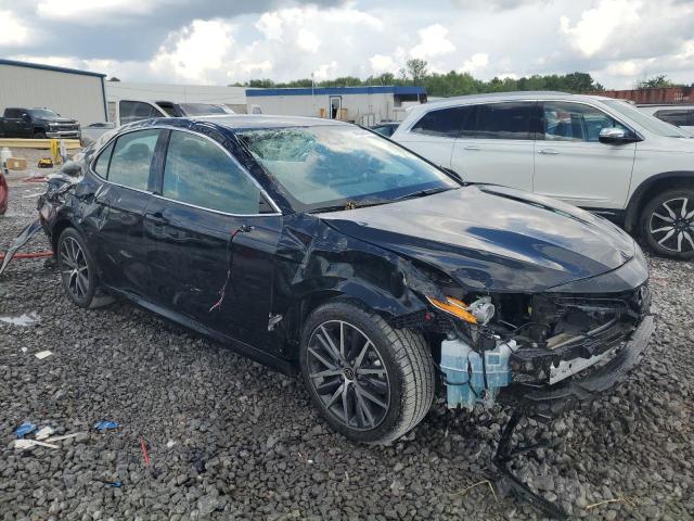 4T1F11AKXRU233804 - 2024 TOYOTA CAMRY XLE BLACK photo 4