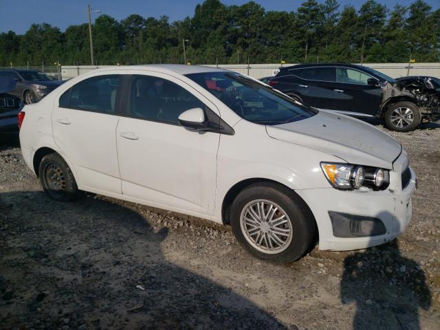 1G1JA5SH6E4226053 - 2014 CHEVROLET SONIC LS თეთრი ფოტო 4