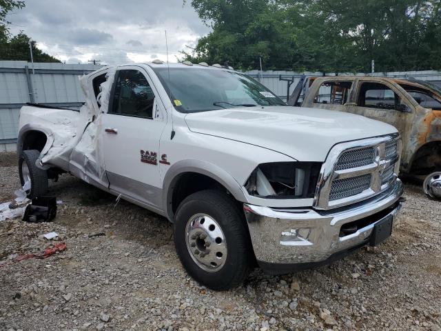 3C63RPML7JG292055 - 2018 RAM 3500 LARAMIE WHITE photo 4