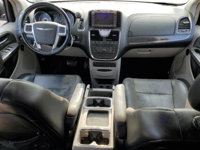 2A4RR8DG6BR659366 - 2011 CHRYSLER TOWN & COU TOURING L SILVER photo 8