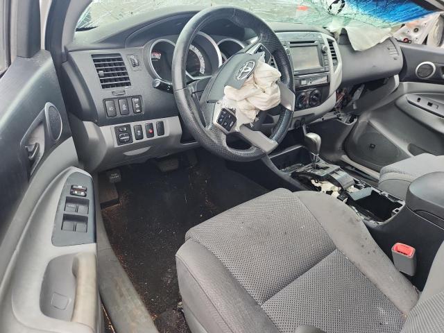 5TFJU4GN6CX019178 - 2012 TOYOTA TACOMA DOUBLE CAB PRERUNNER WHITE photo 8