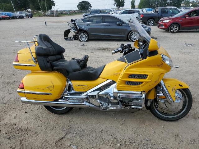 1HFSC47013A201066 - 2003 HONDA GL1800 YELLOW photo 9