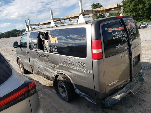 1GAWGPFA1D1101300 - 2013 CHEVROLET EXPRESS G2 LS GRAY photo 2