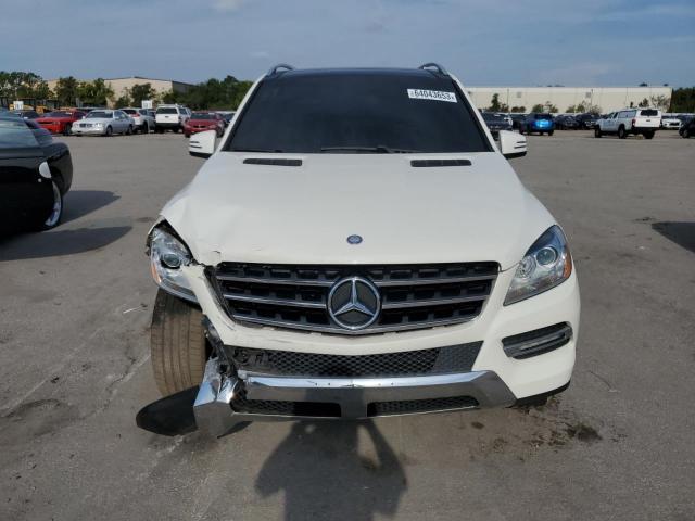 4JGDA5HB2CA025526 - 2012 MERCEDES-BENZ ML 350 4MATIC WHITE photo 5