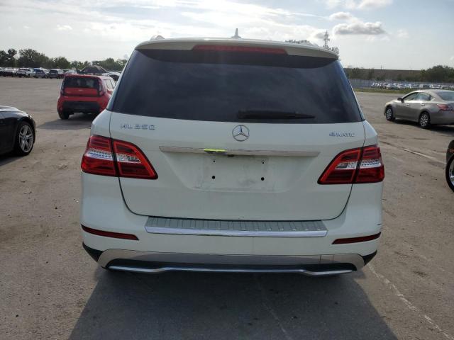 4JGDA5HB2CA025526 - 2012 MERCEDES-BENZ ML 350 4MATIC WHITE photo 6