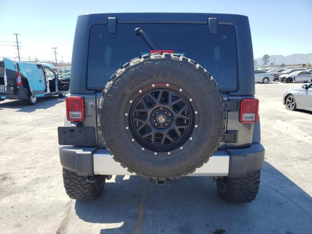 1C4BJWDGXJL829206 - 2018 JEEP WRANGLER U SPORT Сұр фото 6