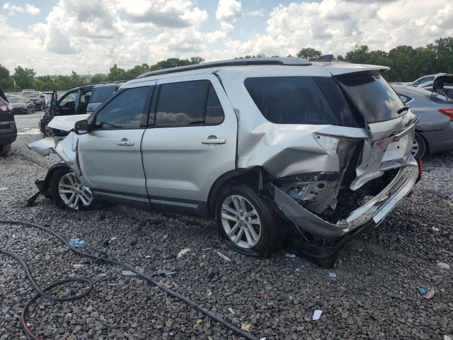 1FM5K7D80JGA86889 - 2018 FORD EXPLORER XLT Արծաթագույն լուսանկար 2