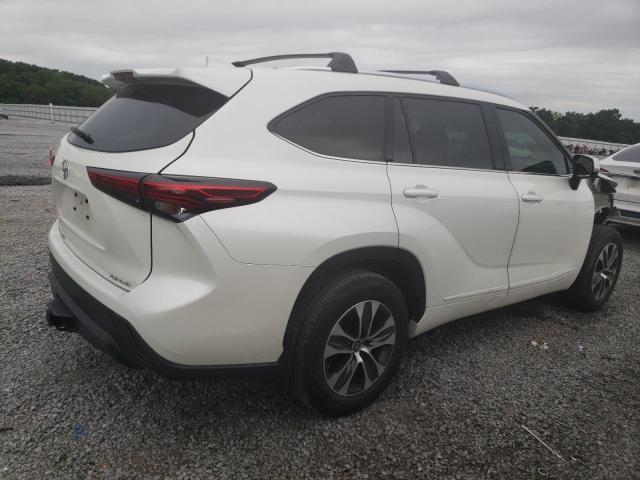 5TDHZRBH2MS539819 - 2021 TOYOTA HIGHLANDER XLE WHITE photo 3