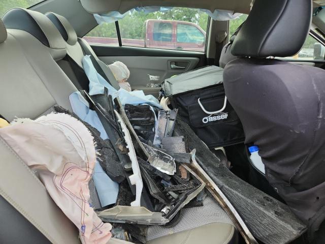 4T1BF1FK0HU418855 - 2017 TOYOTA CAMRY LE SILVER photo 10