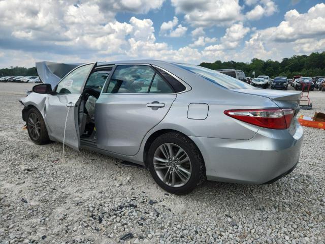 4T1BF1FK0HU418855 - 2017 TOYOTA CAMRY LE SILVER photo 2