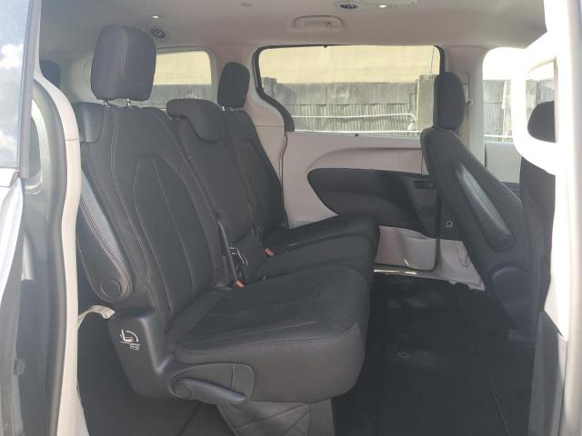 2C4RC1FG2KR738450 - 2019 CHRYSLER PACIFICA TOURING PLUS SILVER photo 11