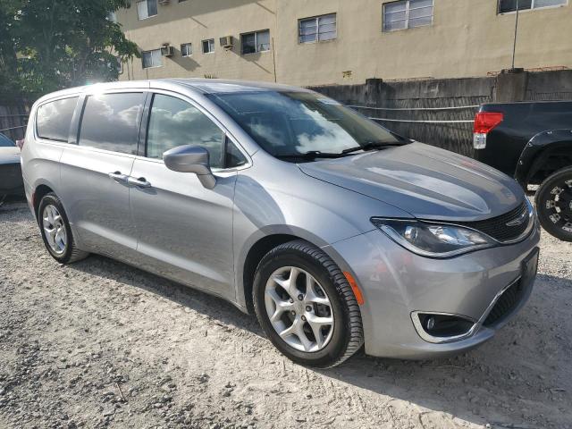 2C4RC1FG2KR738450 - 2019 CHRYSLER PACIFICA TOURING PLUS SILVER photo 4