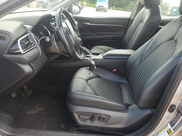 4T1B11HK7JU156883 - 2018 TOYOTA CAMRY L SILVER photo 7