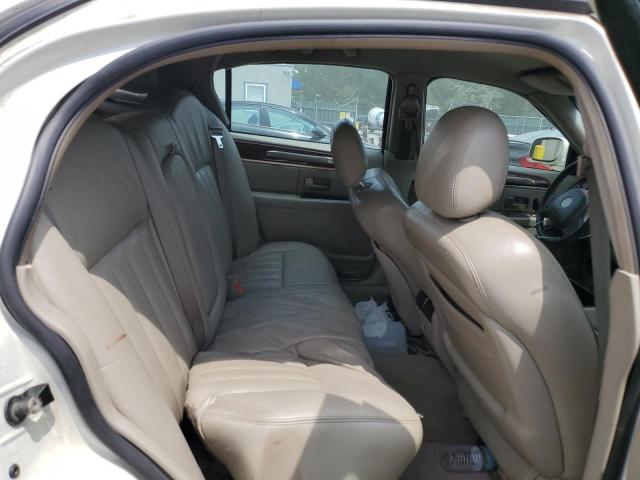 1LNHM81W83Y671524 - 2003 LINCOLN TOWN CAR EXECUTIVE WHITE photo 10