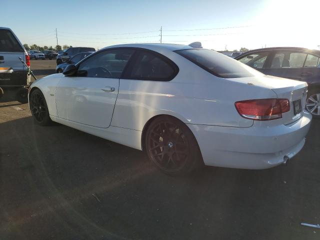 WBAWB73509P045820 - 2009 BMW 335 I WHITE photo 2