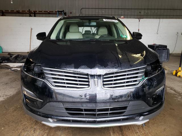 5LMCJ2D96JUL07609 - 2018 LINCOLN MKC SELECT Schwarz Foto 5