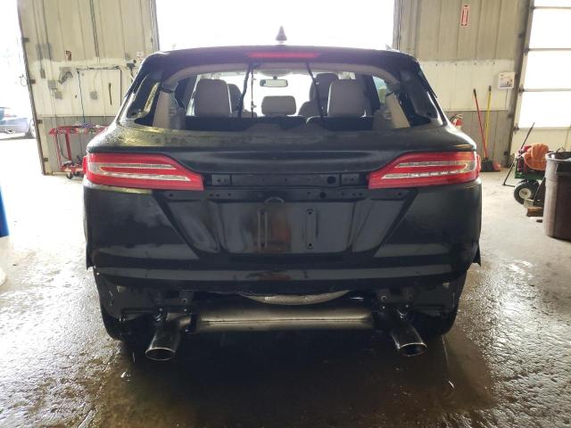 5LMCJ2D96JUL07609 - 2018 LINCOLN MKC SELECT Schwarz Foto 6