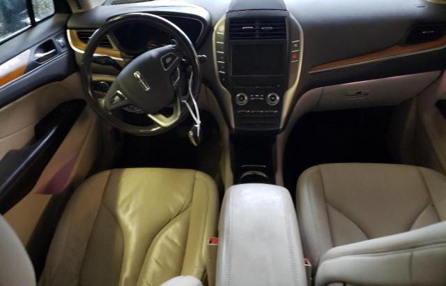 5LMCJ2D96JUL07609 - 2018 LINCOLN MKC SELECT Schwarz Foto 8