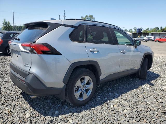 2T3LWRFV4RW225792 - 2024 TOYOTA RAV4 LE SILVER photo 3