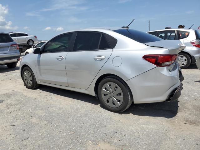 3KPA24AD3LE335370 - 2020 KIA RIO LX SILVER photo 2