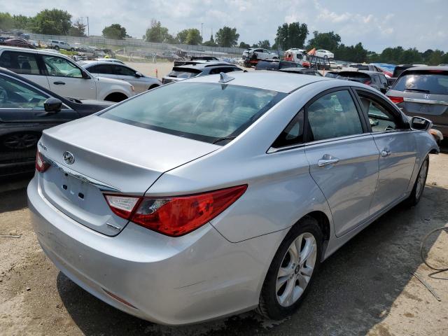 5NPEC4AC9BH011890 - 2011 HYUNDAI SONATA SE GRAY photo 3