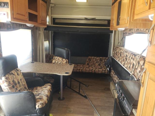 1UJBJSBP3A1VY0058 - 2010 JAYC OCTANE WHITE photo 6