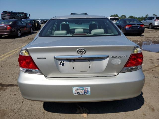 4T1BE30K75U994977 - 2005 TOYOTA CAMRY LE SILVER photo 6