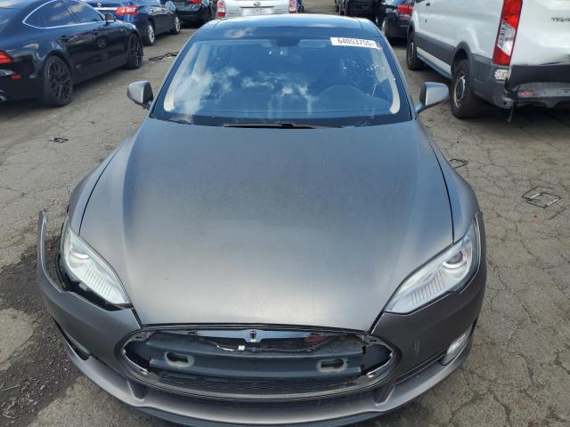 5YJSA1DP4CFP03075 - 2012 TESLA MODEL S رمادي صورة 5
