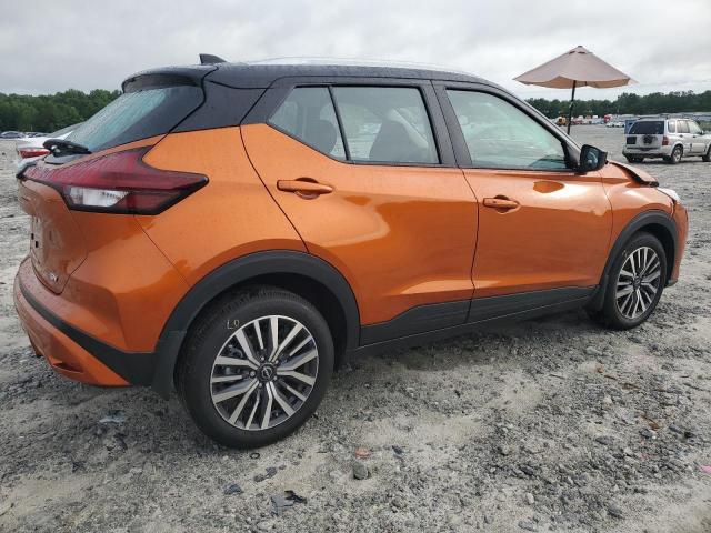 3N1CP5CV1PL574216 - 2023 NISSAN KICKS SV ORANGE photo 3