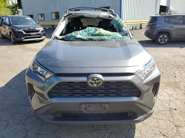 JTMG1RFV7KJ014428 - 2019 TOYOTA RAV4 LE Сірий фото 5