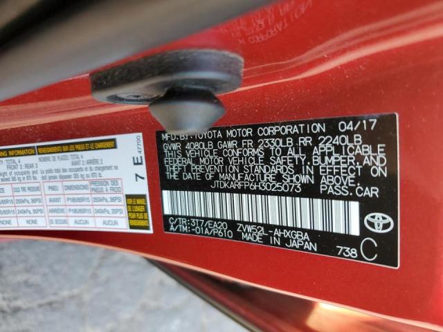 JTDKARFP6H3025073 - 2017 TOYOTA PRIUS PRIM 红色 照片 12