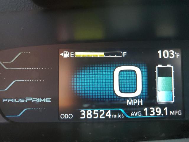 JTDKARFP6H3025073 - 2017 TOYOTA PRIUS PRIM 红色 照片 9